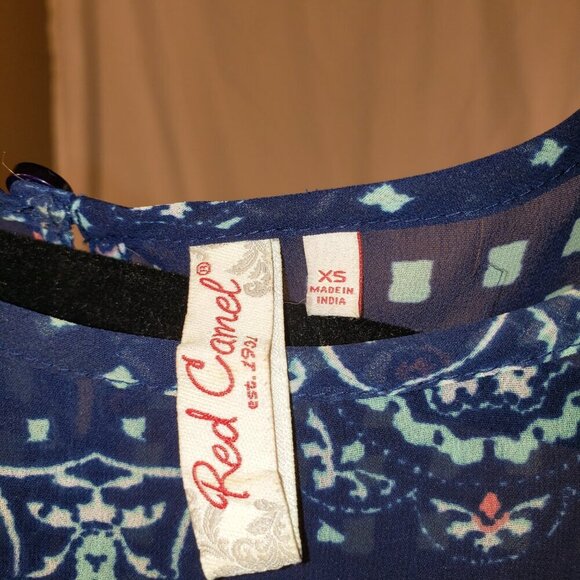 Red Camel Women's Sheer Printed Floral Blouse - XS - Picture 6 of 6